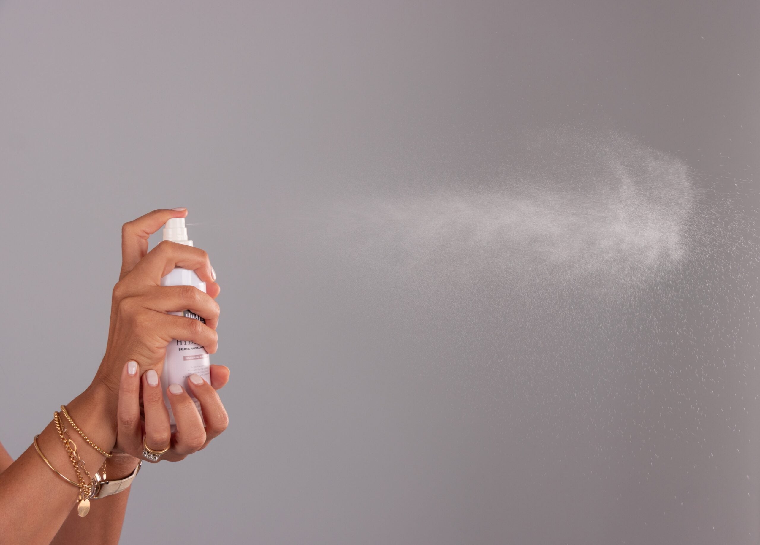 Hydramist bruma facial hidratante-calmante 
Envase playero (PET ) 150 ml